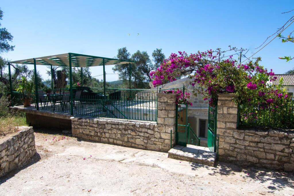 Thanos Cottage Vlachopoulátika Esterno foto